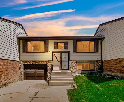 21458 Peterson Ave, Sauk Village, IL 60411