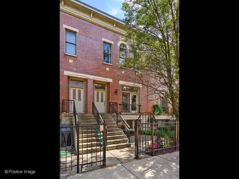 1215 W Lexington St #E, Chicago, IL 60607