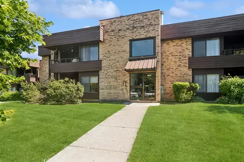 1411 N Sterling Ave #203, Palatine, IL 60067