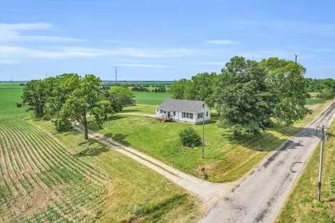 939 Cr 1500 E Rd, Tolono, IL 61880