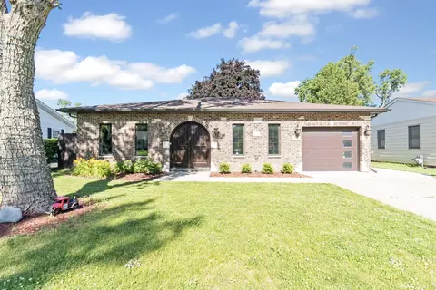 115 Stadium Dr, Joliet, IL 60435