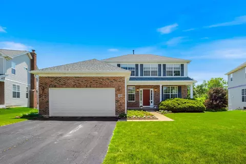 1173 Clover Hill Ln, Elgin, IL 60120