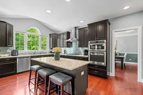 3666 Open Pkwy, Elgin, IL 60124 photo 8
