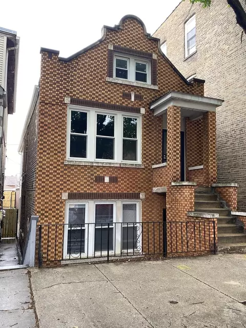 2249 W 24th St, Chicago, IL 60608