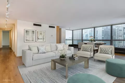 360 E Randolph St #2105, Chicago, IL 60601 photo 2