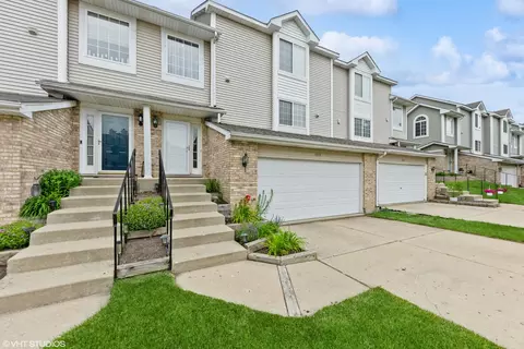 1277 Karyn Ln, Grayslake, IL 60030