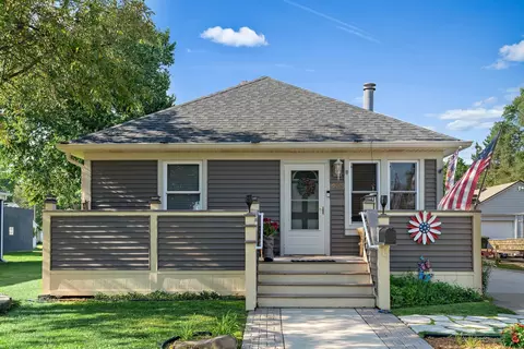 Other - 439 Illinois St, East Dundee, IL 60118 photo 2 of 9