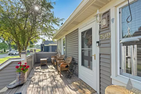 Exterior - 439 Illinois St, East Dundee, IL 60118 photo 1 of 7