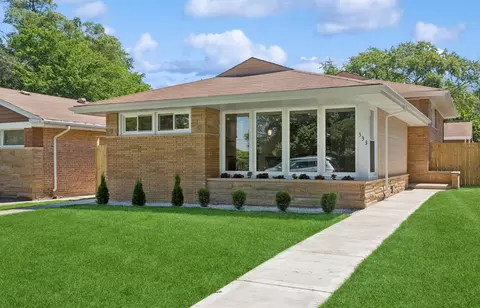 333 Dodge Ave, Evanston, IL 60202