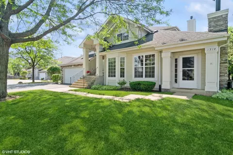 1314 Georgetown Dr, Batavia, IL 60510