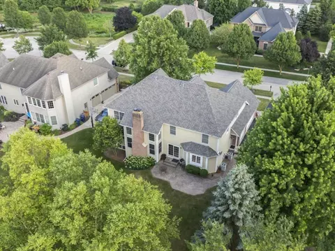 View/Area - 1640 Stone Ridge Ln, Algonquin, IL 60102 photo 2 of 2