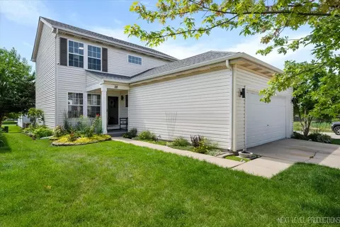 28 Bridgeview Dr, Oswego, IL 60543