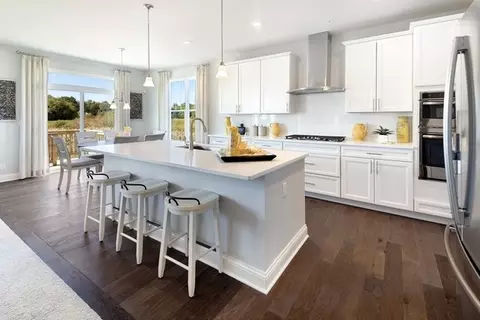 Kitchen - 305 W Point Cir, Algonquin, IL 60102 photo 3 of 3