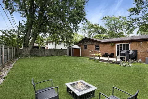 Exterior - 4336 Mann St, Oak Forest, IL 60452 photo 3 of 5