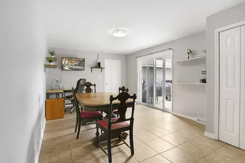 Dining - 4336 Mann St, Oak Forest, IL 60452 photo 1 of 1