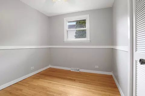 Bedroom - 4336 Mann St, Oak Forest, IL 60452 photo 4 of 4