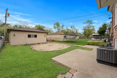 4137 Custer Ave, Lyons, IL 60534 photo 26