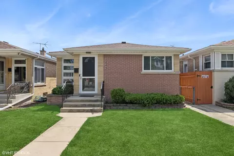 7447 N Octavia Ave, Chicago, IL 60631