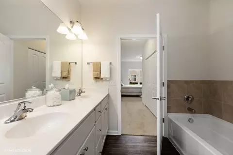 902 Lexington St, Mchenry, IL 60050 photo 8