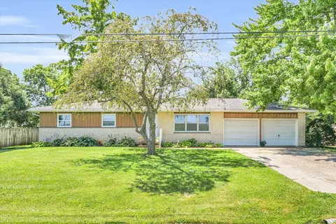 2235 County Road 1700 N, Saint Joseph, IL 61873