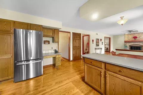 6 Red Hawk Dr, Oswego, IL 60543 photo 7