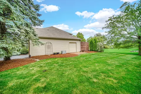 6 Red Hawk Dr, Oswego, IL 60543 photo 39