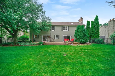 Exterior - 95 Briargate Rd, Cary, IL 60013 photo 5 of 7