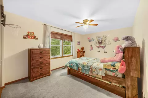 Bedroom - 95 Briargate Rd, Cary, IL 60013 photo 4 of 4