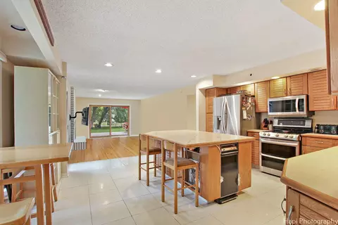 9619 Captains Dr, Algonquin, IL 60102 photo 26