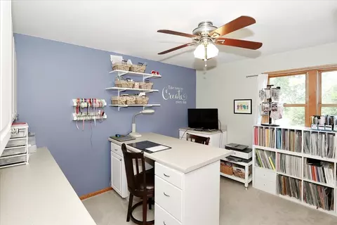 920 N Dovington Dr, Hoffman Estates, IL 60169 photo 21