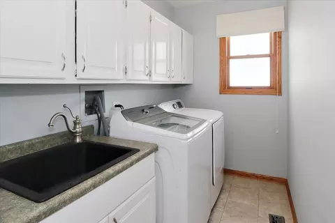 920 N Dovington Dr, Hoffman Estates, IL 60169 photo 15