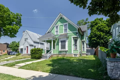 464 Enterprise St, Elgin, IL 60120