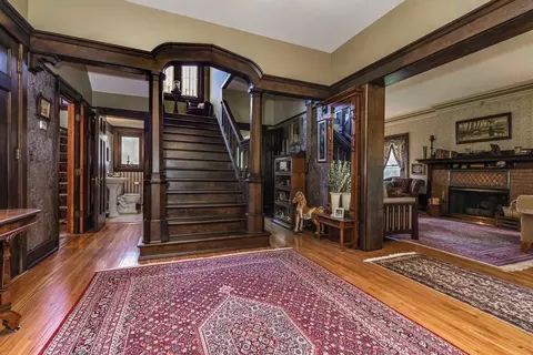 Entry Way - 1414 E Grove St, Bloomington, IL 61701 photo 3 of 18