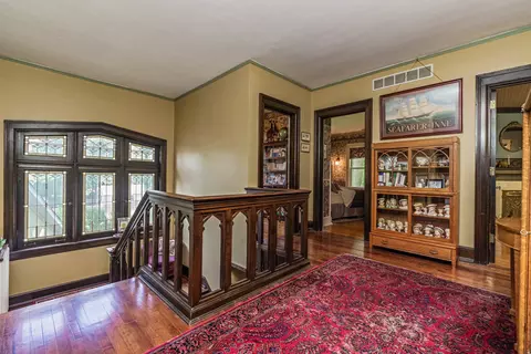 Entry Way - 1414 E Grove St, Bloomington, IL 61701 photo 11 of 18