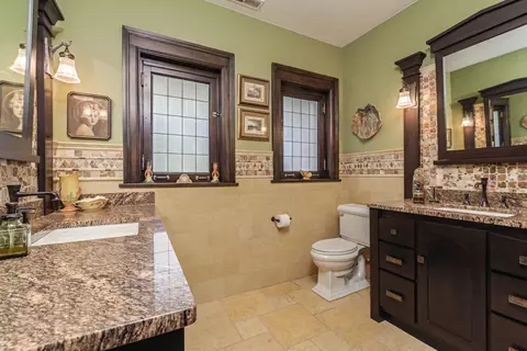 Bath - 1414 E Grove St, Bloomington, IL 61701 photo 3 of 5