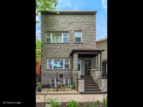 2221 W Cortland St #1, Chicago, IL 60647