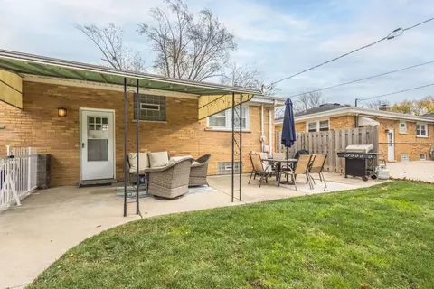 466 Radcliffe Ave, Des Plaines, IL 60016 photo 21