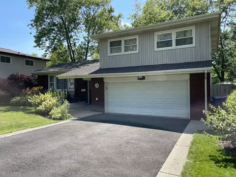 8740 S 82nd Ave, Hickory Hills, IL 60457