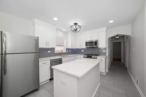 Kitchen - 2810 S Maple Ave, Berwyn, IL 60402 photo 2 of 2