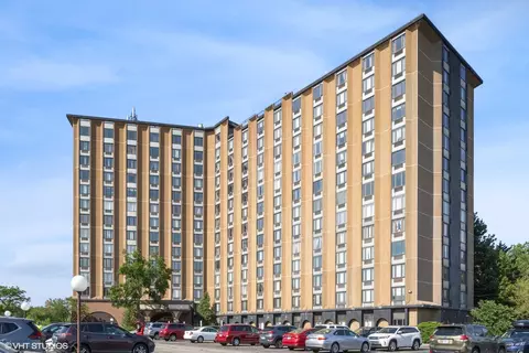 1 Renaissance Pl #701, Palatine, IL 60067