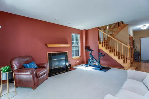 Living - 1357 Danada Ct, Naperville, IL 60563 photo 2 of 3