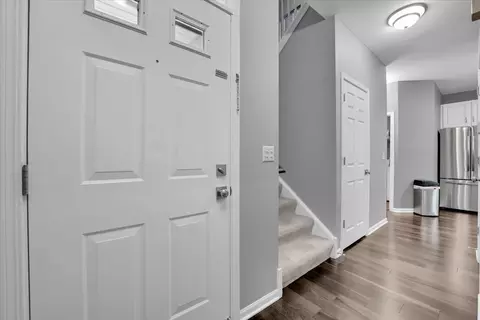 2914 Falling Waters Dr, Lindenhurst, IL 60046 photo 14