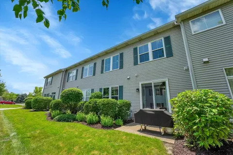 2914 Falling Waters Dr, Lindenhurst, IL 60046 photo 29