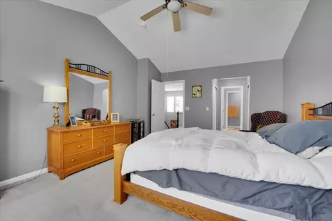 2914 Falling Waters Dr, Lindenhurst, IL 60046 photo 16