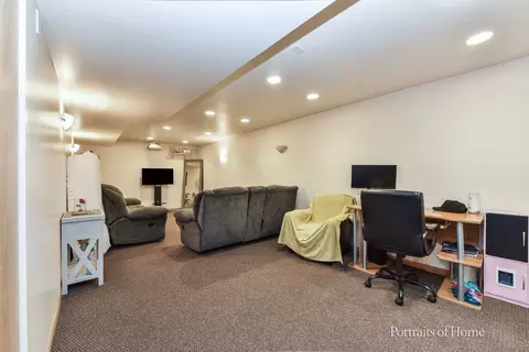 5301 Oakbrook Dr, Plainfield, IL 60586 photo 17
