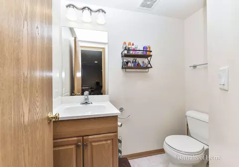5301 Oakbrook Dr, Plainfield, IL 60586 photo 19