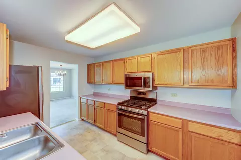 338 Ashford Cir #1, Bartlett, IL 60103 photo 13