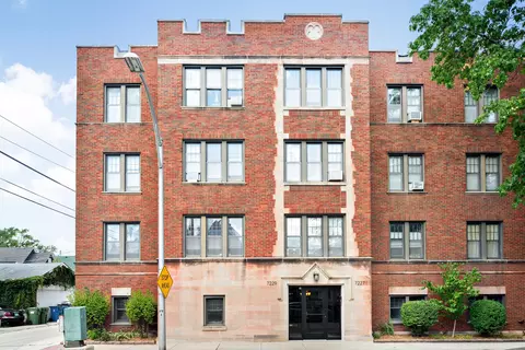 7227 Adams St #3, Forest Park, IL 60130