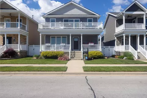 1444 Center St, Whiting, IN 46394