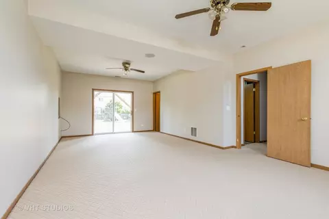 504 Cartwright Trl, Mchenry, IL 60050 photo 16
